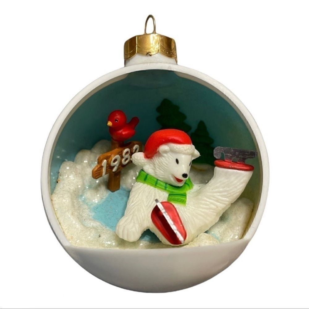 1982 Vintage Polar Bear Holiday Ornament